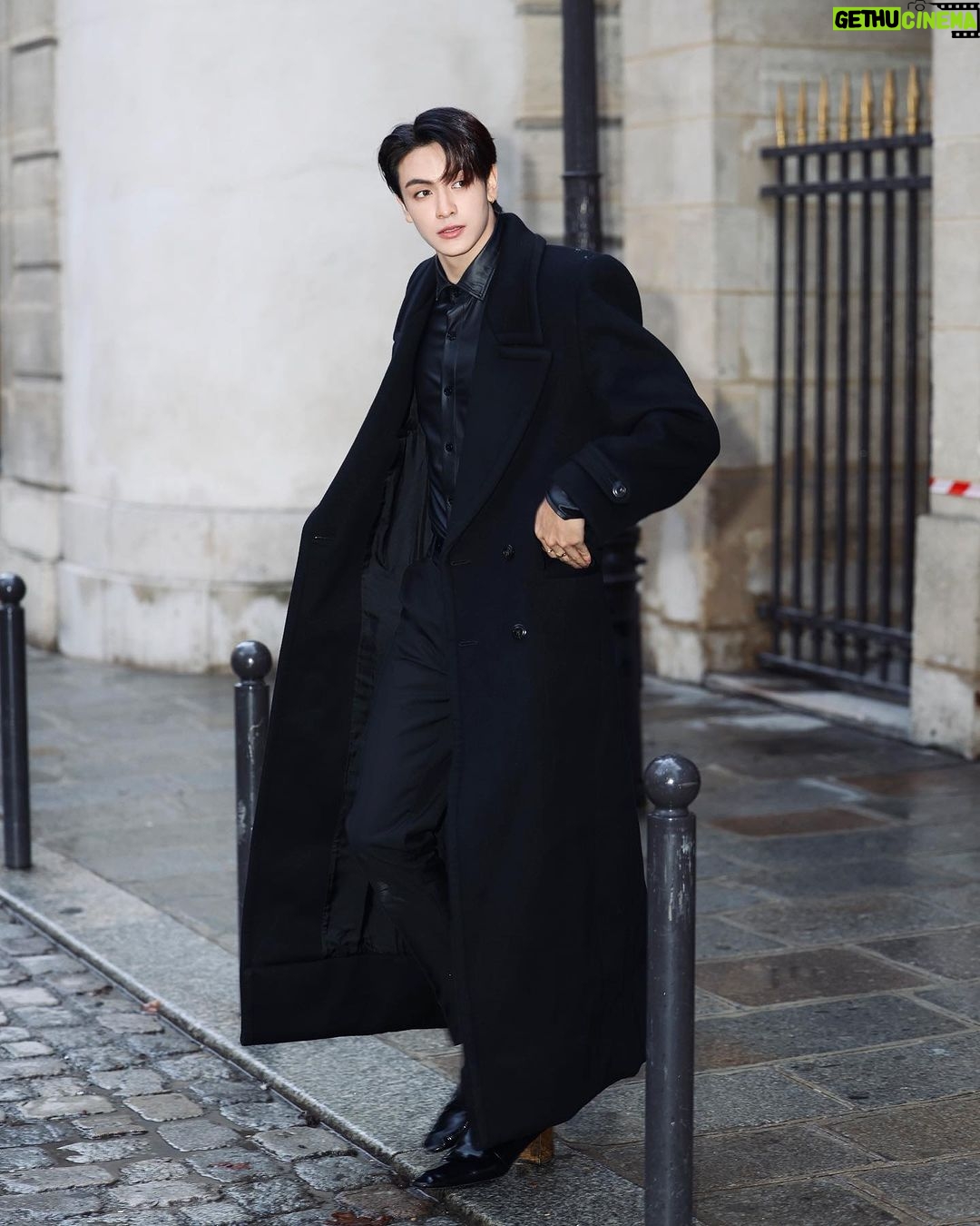 Archen Aydin Instagram - About last night ☔️🥶 Paris,France