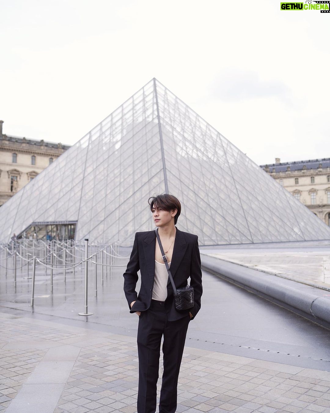 Archen Aydin Instagram - 🖤 Paris,France