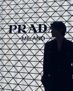 Archen Aydin Instagram - New store in Siam Paragon #Prada