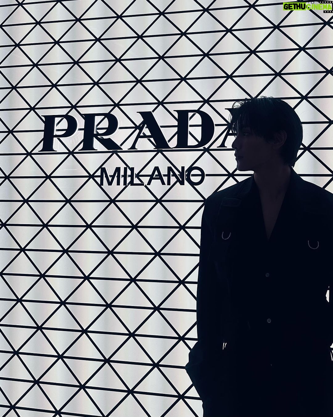 Archen Aydin Instagram - New store in Siam Paragon #Prada