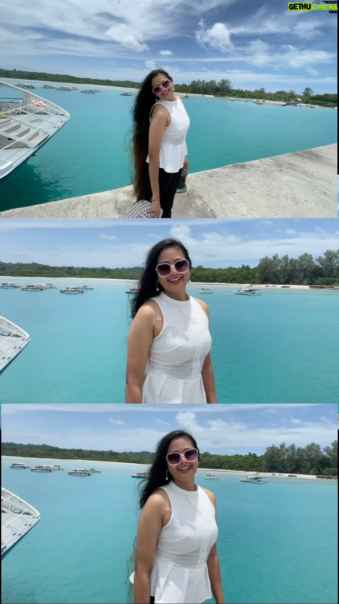 Archita Sahu - 86.1K Likes - Aur yeh hai islands of hindustan ❤️😁

#travelbaby #island #islands #islandhopping #indiatravelgram #indiaphotography #indiaphotography #islandgirl