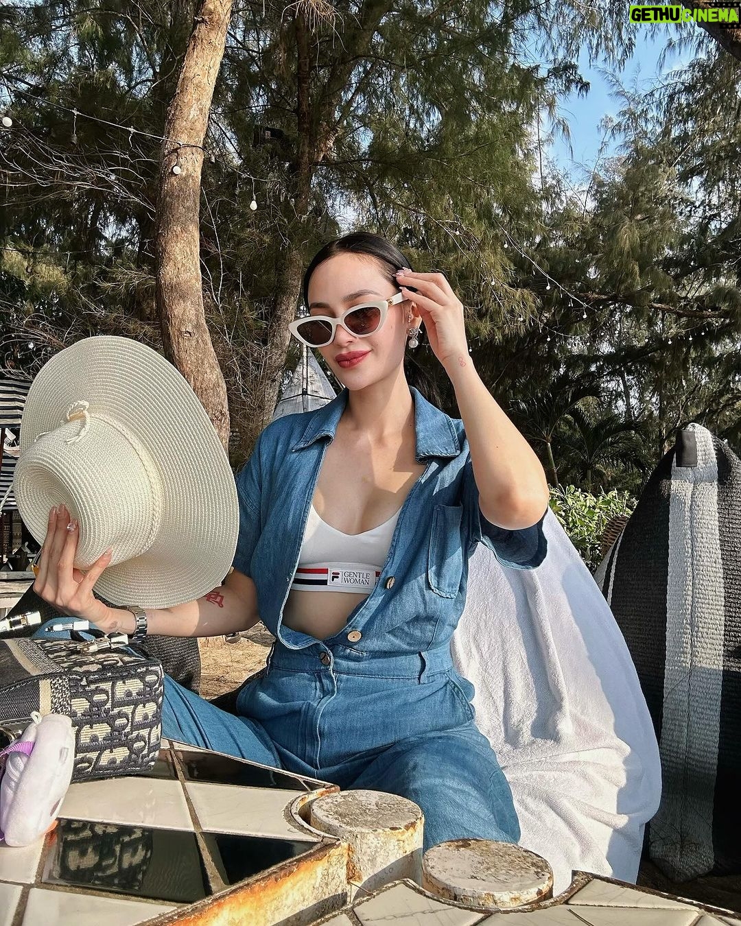 Arci Muñoz Instagram - This can be another #hangover movie! #pattaya 🇹🇭🤪 #thailand🇹🇭 Pattaya, Thailand