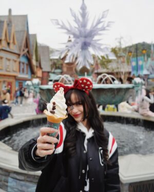 Arci Muñoz Instagram - Valentine’s day lang yan! Let it go!! 💌🫶🏻🩵❤️‍🔥🫰🏻❤️‍🩹💕❤️💙💜💔💗🖤💛💖💞💚❣️💓🧡💘😻💝👩‍❤️‍👨💏👩‍❤️‍💋‍👩💟👩‍❤️‍💋‍👨💑👩‍❤️‍👩👨‍❤️‍👨👨‍❤️‍💋‍👨🤎🤍🫀