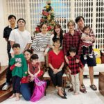 Arci Muñoz Instagram - It’s not under the tree that matters, it’s who’s around it. #merrychristmas 🎄🎁🎄😊❤️🧑🏻‍🎄🎅🏻👼🏻🍺