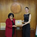 Arci Muñoz Instagram - Happy #environmentalawarenessmonth I Had the honor to meet our DENR Sec Toni Yulo Loyzaga! Again Thank you Ma’am. Upon meeting Sec Toni, we discussed possible projects about sustainability and the challenges of #climatechange on how we can spread awareness in this matter. I’m inspired by your dedication and effort in taking care of our country’s precious ecosystem and biodiversity. I’m looking forward to working with you to spread the word that #EnvironmentIsLife! 💚💚💚
