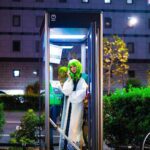 Arci Muñoz Instagram - Zoro lost. Again… in tokyo. #roronoazoro #happyhalloween #onepiece Tokyo, Japan