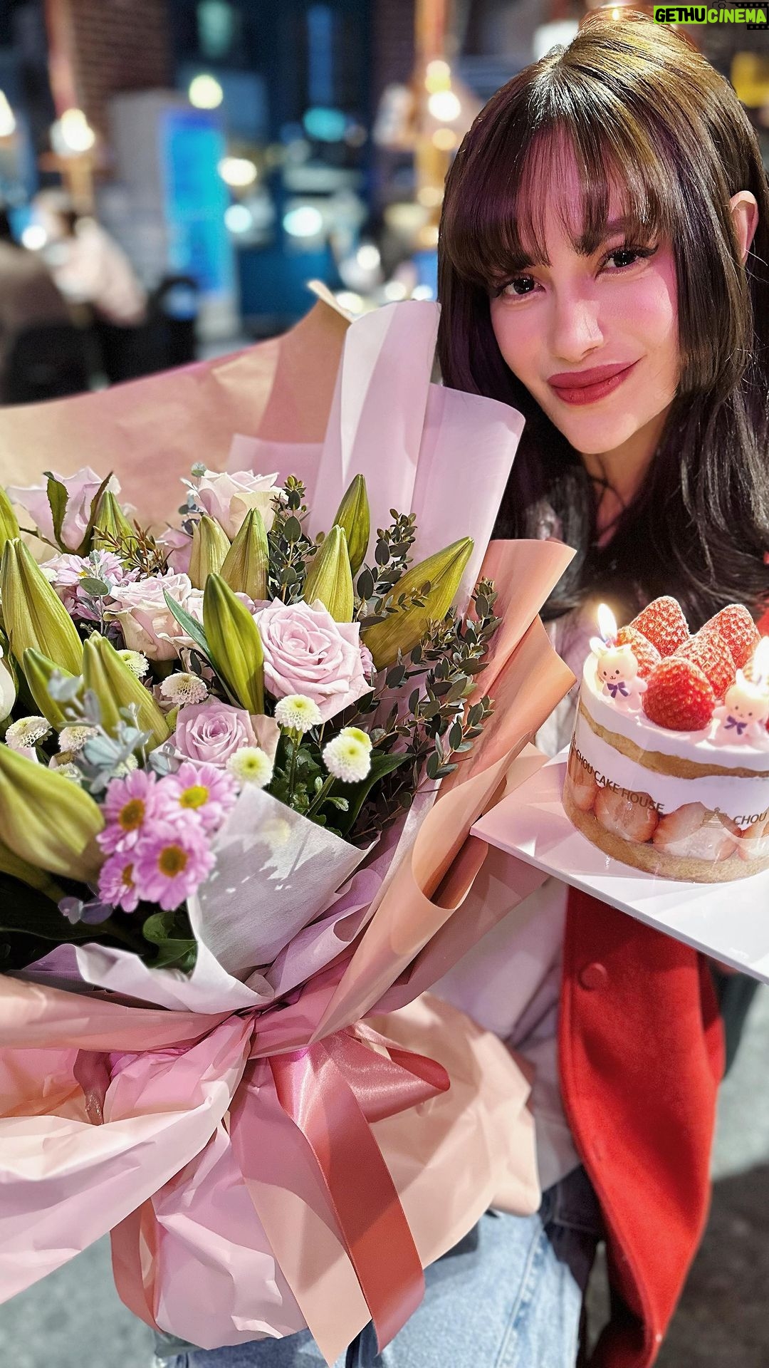 Arci Muñoz Instagram - Thank you!!!🎂😘 Seoul, South Korea