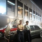 Ari Irham Instagram - Kaki tangan komplotan 💨 @mencuriradensalehfilm 550+ Ribu orang udah nonton bocil2 nyolong lukisan! yok yang belum nonton biar tuktuk jemput aja dah yuk! Btw mobil nya bang @jeepdrifter seru abis! Photo by 📸: @jozz_felix #marwanracingspecialist Marwan bangoen