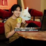 Ari Irham Instagram - Jadi milestone terbesar banget buat gue, akhirnya @synermusic bisa rilis single pertama kita Philophobia. Dan syukur banget launching kemarin lancar! Terima kasih sebanyak-banyaknya ya untuk semua pihak yang udah percaya dan bantu gue dan @synermusic. Terutama untuk @topcoffeeid , thank you so much! #KopinyaGenerasiTOP #KopinyaOrangIndonesia