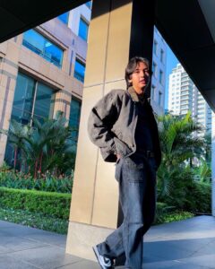 Ari Irham Instagram - 🦴🦴