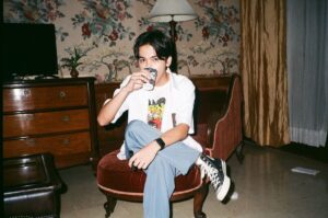 Ari Irham Instagram - Coffee break for abby •
•
•
•
• •
•
•
•
Taken by 📸: @taskyanamya