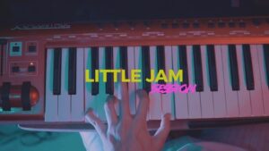 Ari Irham Instagram - Live set jammin’ w/ @zackyhilmy .
.
.
💿Produced by me.
RELEASE SOON. w/ @futureethnic