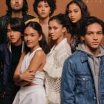 Ari Irham Instagram - Ari Irham ( @ariirhamm ) For more information www.kite.id • Photo by @julianlatif Make up by @Oktrinazzahra Hairstylist by @Yemimaeg Stylist by @Astecat first look @tommyhilfiger @mapfashion second look @ramadauhandesignstudio