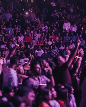 Arijit Singh Instagram - Thank You Dallas for giving a perfect finish to  the first week of our tour… Looking forward to the next cities …