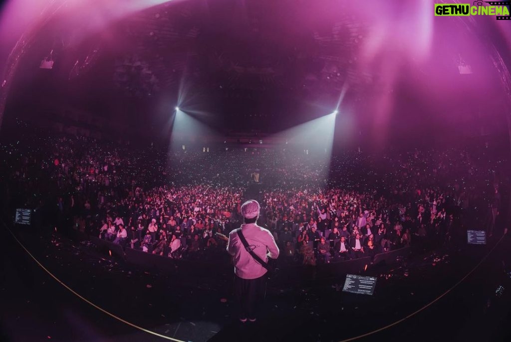 Arijit Singh Instagram - Bay Area … Thank You for your love last night.. Tonight is Dallas ..