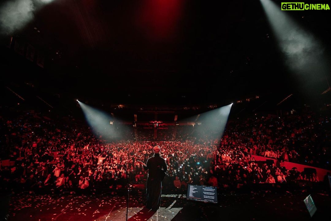 Arijit Singh Instagram - Thank You Chicago for last evening … Its Oakland tonight