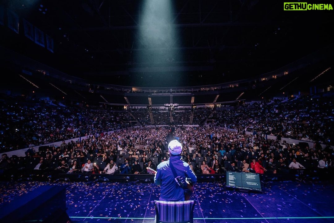 Arijit Singh Instagram - Thank You Chicago for last evening … Its Oakland tonight