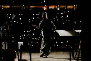 Arijit Singh Instagram - Thank You @abudhabi for making us feel alive after 22 months . Loved performing with you at @etihadarena.ae @yasisland @abudhabievents @pmeworld