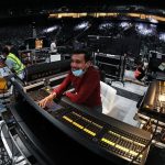Arijit Singh Instagram - Tonight's team - Part 2 @abudhabi @etihadarena.ae @yasisland @abudhabievents @pmeworld @tmtalentmanagement