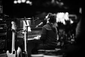 Arijit Singh Instagram - Dhonyobad Kolkata for great memories ..
Delhi Next on 22nd Feb ..