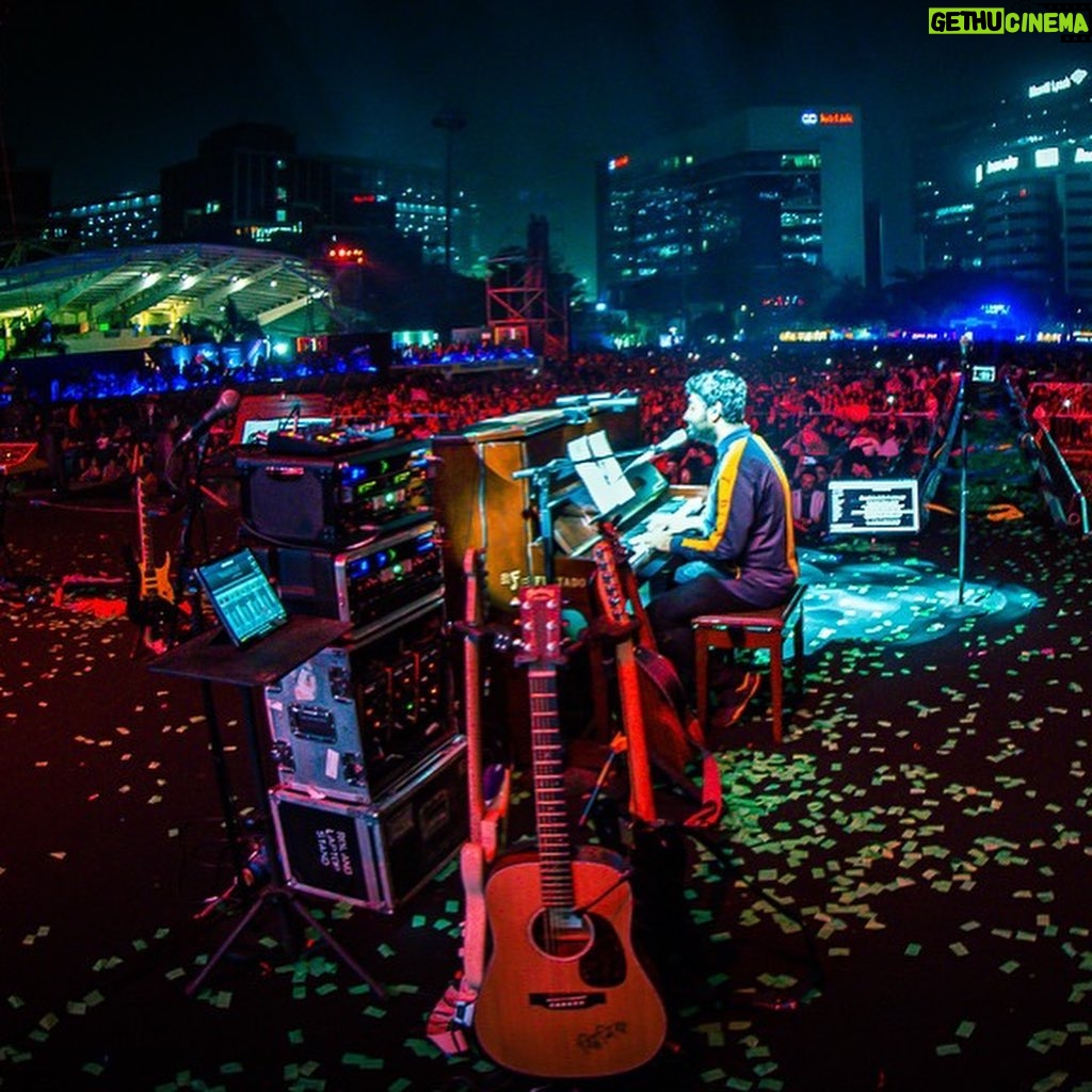 Arijit Singh Instagram - Thank You Mumbai ... Kolkata , Delhi and Bangalore next in February 2020