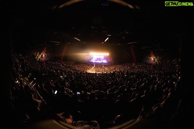 Arijit Singh Instagram - Thank You Australia .. We are obliged with your love and support . Special thanks to the promoters and the entire team who worked for this.