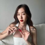 Arikanta Mahapreukpong Instagram - 💋 @DolceGabbana_Beauty ต้อนรับความหรูหรา การกลับมาด้วย Devotion Collection ด้วยสัญลักษณ์หัวใจสีทองพร้อมน้ำหอม มาสคาร่าและลิปสติก คอลเลคชั่นที่เกินจะต้านทาน ​ ช้อปได้แล้ววันนี้ที่ Beauty Hall Dolce & Gabbana สาขาเอ็มโพเรียมและพารากอน #DGBeauty #DGDevotion​