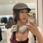 Arikanta Mahapreukpong Instagram - Tried my best to exercise. Treated myself to a pricey dish that made me feel guilty because I was eating alone so i split it into 2 meals. Tried on some of things I wanted to buy but didn’t. So pretty in the front big chains in the back. Reminiscing some dango s. That was a day.
