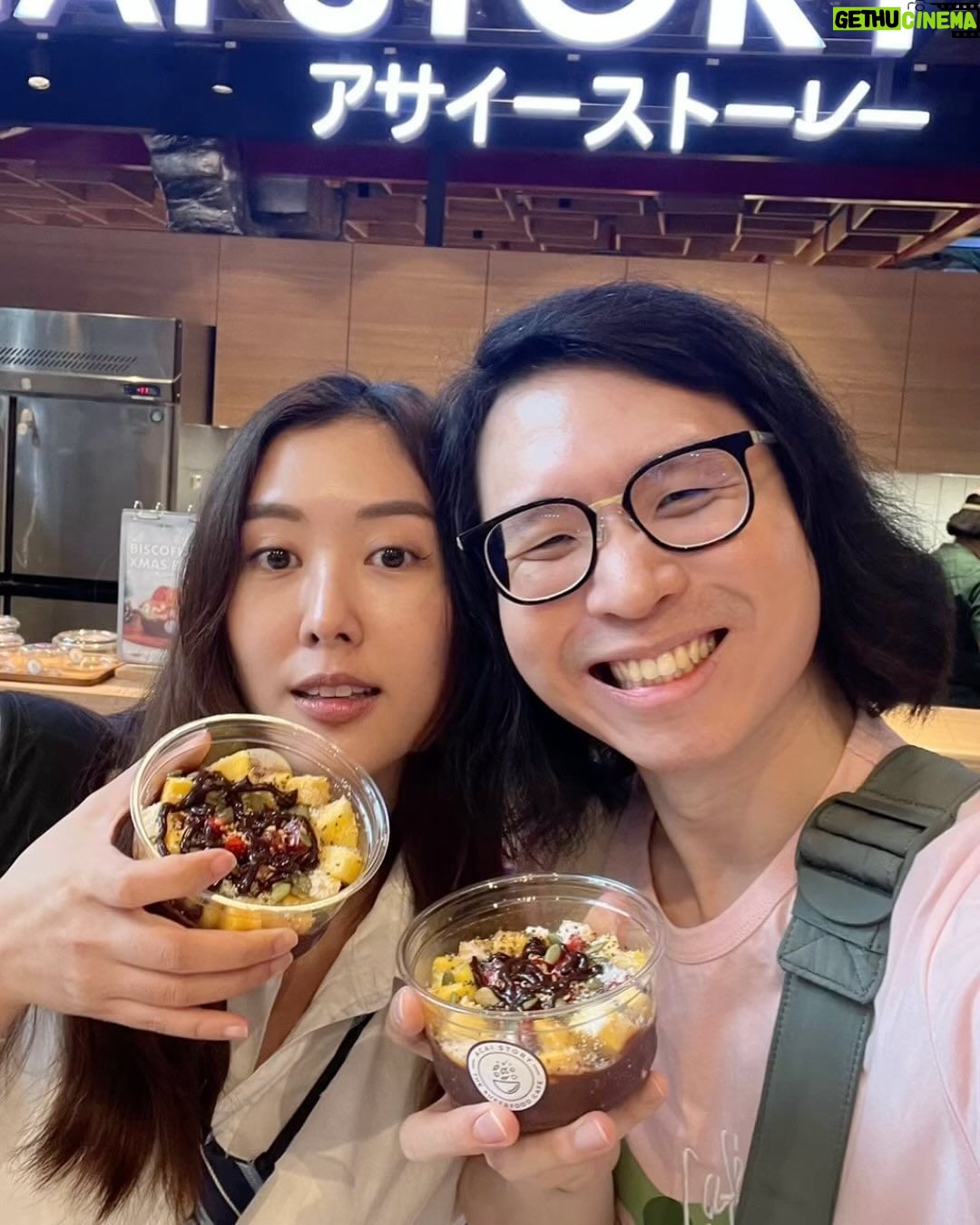 Arikanta Mahapreukpong Instagram - Blessed to have a friend who is both the pink poet and tofu panda @winnythepanda @romanticraipoet 💝❕