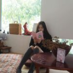 Arikanta Mahapreukpong Instagram - เสียงดังสุดในร้าน เพื่อนกันค่ะไม่จับคู่นะ เดี๋ยวมีรีวิวหนังสือวินจากใจไม่เจี่ยมไม่สปอนเซอร์ในยิปย่อยยยย Spoonful Zakka&Cafe