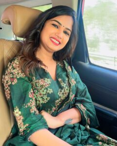 Ariyana Glory Instagram - I have the world’s cutest Friend with me @amardeep_chowdary 😘🧿 #ariyan #ariyanaglory #amardeep #friendshipgoals #bbf