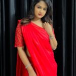 Ariyana Glory Instagram – ❤️❤️❤️

#ariyana #ariyanaglory 

Saree by @firoz_design_studio