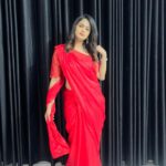 Ariyana Glory Instagram – ❤️❤️❤️

#ariyana #ariyanaglory 

Saree by @firoz_design_studio
