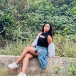 Ariyana Glory Instagram –