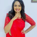 Ariyana Glory Instagram – Vaaram rojula nunchi adigi adigi nenu kooda alisipoyyi ila unna. Jamie ki thelisi undocchu 🤔
@Its_JamieLever #Naresh61