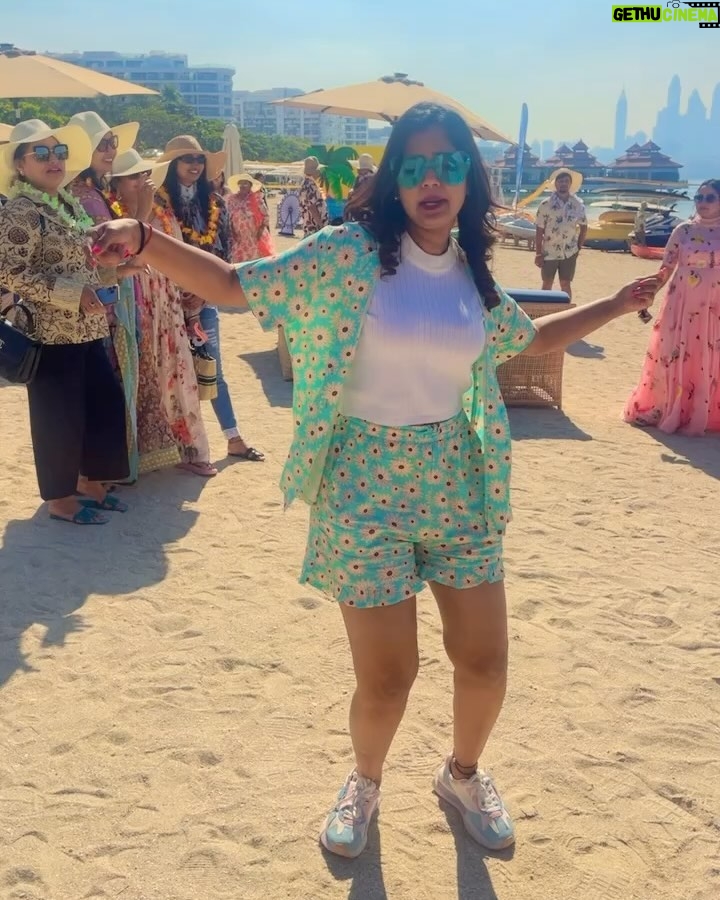 Ariyana Glory Instagram - Living in the moment is the Best part of life #dubai🇦🇪 #ariyanaglory #traveldairies #2024 #lovetraveling Dubai, United Arab Emirates