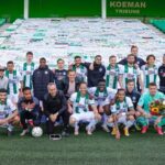 Arjen Robben Instagram - Ik wil iedereen binnen de club en ook vooral de supporters bedanken voor de onvoorwaardelijke steun en waardering dit seizoen!💚 FC Groningen