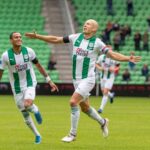 Arjen Robben Instagram - Trots en blij om in het eigen stadion te spelen!💚 @fcgroningen Hitachi Capital Mobility Stadion