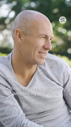 Arjen Robben Instagram - I only had one thought in my mind - we’re going to win tonight! 🏆

𝗚𝗘𝗡𝗘𝗥𝗔𝗧𝗜𝗢𝗡 𝗪𝗘𝗠𝗕𝗟𝗘𝗬 - Available from 20th October on @primevideosportde and globally on FC Bayern TV PLUS! 🎥