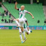 Arjen Robben Instagram - Trots en blij om in het eigen stadion te spelen!💚 @fcgroningen Hitachi Capital Mobility Stadion