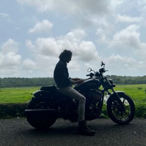 Arjun Rampal Instagram - Time to ride. #goa #indian #indianchiefdarkhorse