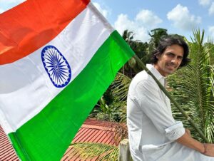 Arjun Rampal Instagram - Mera Bharat mahan, on our day of Independence wishing, all my brothers, sisters, friends and foes. Peace, Prosperity, Patriotism. Let’s cherish our freedom and respect each other. Love each other. Help each other. Let’s make India the greatest nation and example for all mankind to follow. Jai Hind. #happyindependenceday🇮🇳 #harghartiranga #Freedom #proudtobeindian🇮🇳