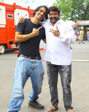Arjun Rampal Instagram - It’s a wrap for me on my film #bhagwantkesari I was so nervous when I came here to shoot my first Telugu film. I can confidently say now that I have had an absolute blast filming it. All this would not have been possible without the energy of my big brother #balakrishna thank you bro for your amazing energy, love and of course my education in Hora. Love you. Thank you my dear younger brother @anilravipudi you are crazy, cool and super talented. #Sahu my dear young producer, for making my life so easy, the whole team of #BhagwantKesari for your patience, support and love. Goodbye team #bhagwantkesari  #19oct2023 Cinemalo kaluddham. Love from me aka Rahul Sanghvi.#wrap #bhagwantkesari #hyderbad #ramojiraofilmcity