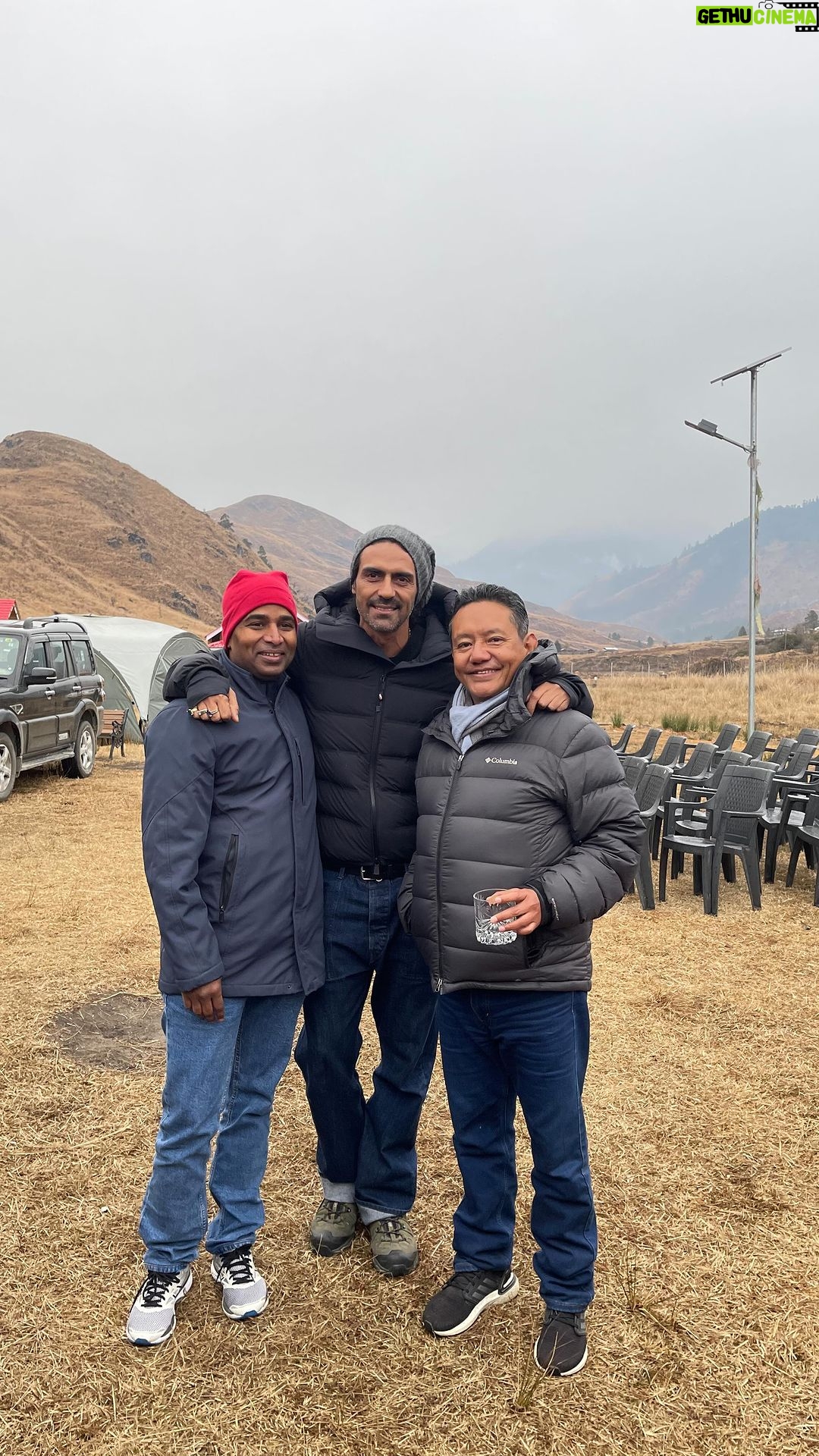 Arjun Rampal Instagram - A beautiful journey to an incredible destination #menchuka #arunachalpradesh #Losar #sonamlosar2023 Thank you #pasangdorgee the state of #arunachalpradesh for having me and my family as their guests. The people of #menchuka and #arunachalpradesh for all the love and hospitality. My dear friend and brother and current honourable speaker #Pasnagdorgeesona for an incredible experience. #pele #shiring #pema #asun and honourable minister of home Arunachal Shri #bemangfelix was lovely catching up. Arunachal is one of the most important and blessed states of India 🇮🇳 its future is bright. Love ❤️