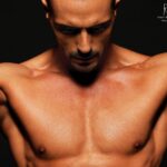 Arjun Rampal Instagram – Pure, raw pump-up! ❤️💪🏋️‍♂️ @rampal72 

Photography @dabbooratnani 
Assisted by @manishadratnani @dabbooratnanistudio 

#arjunrampal #dabbooratnanicalendar #dabbooratnani #dabbooratnaniphotography Dabboo Ratnani Photography
