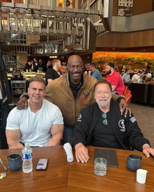 Arnold Schwarzenegger Instagram - Having breakfast with my friends @jaycutler @cbum @lee_haney_official 💪. Don’t miss day 2 of @arnoldsports!