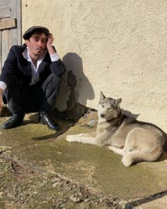 Artem Kalaydzhyan Instagram - На фотке два волка🐺