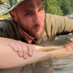 Artem Karokozyan Instagram - Как вам образ «вышивальщик в диких условиях»? В каких условиях научить выживать в следующий раз ?
