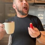 Artem Karokozyan Instagram - Это только у моей мамы ? Или все такие ?