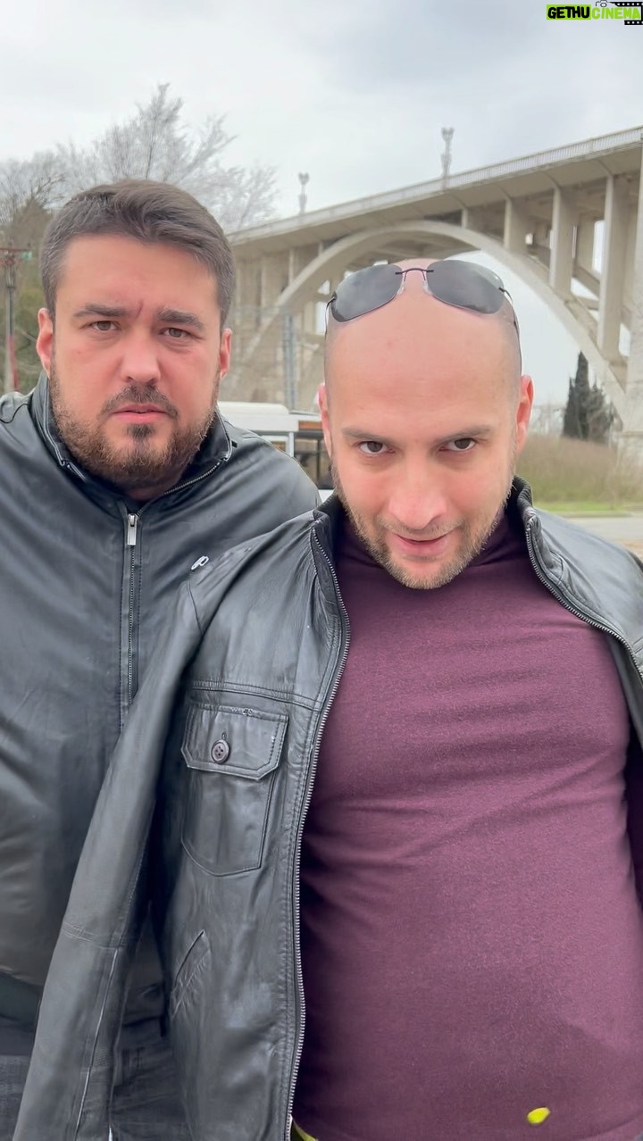Artem Karokozyan Instagram - Придумай лучшее название из трёх слов для этого видео!)))